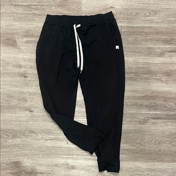 Vuori Pants - Vuori performance Jogger Pants